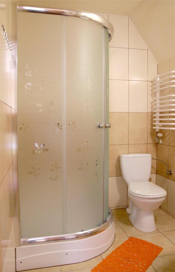 Pokoje Goscinne Staszelowka Ciche Male Bagian luar foto
