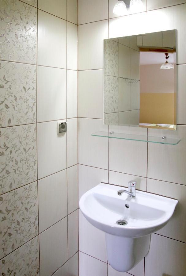 Pokoje Goscinne Staszelowka Ciche Male Bagian luar foto